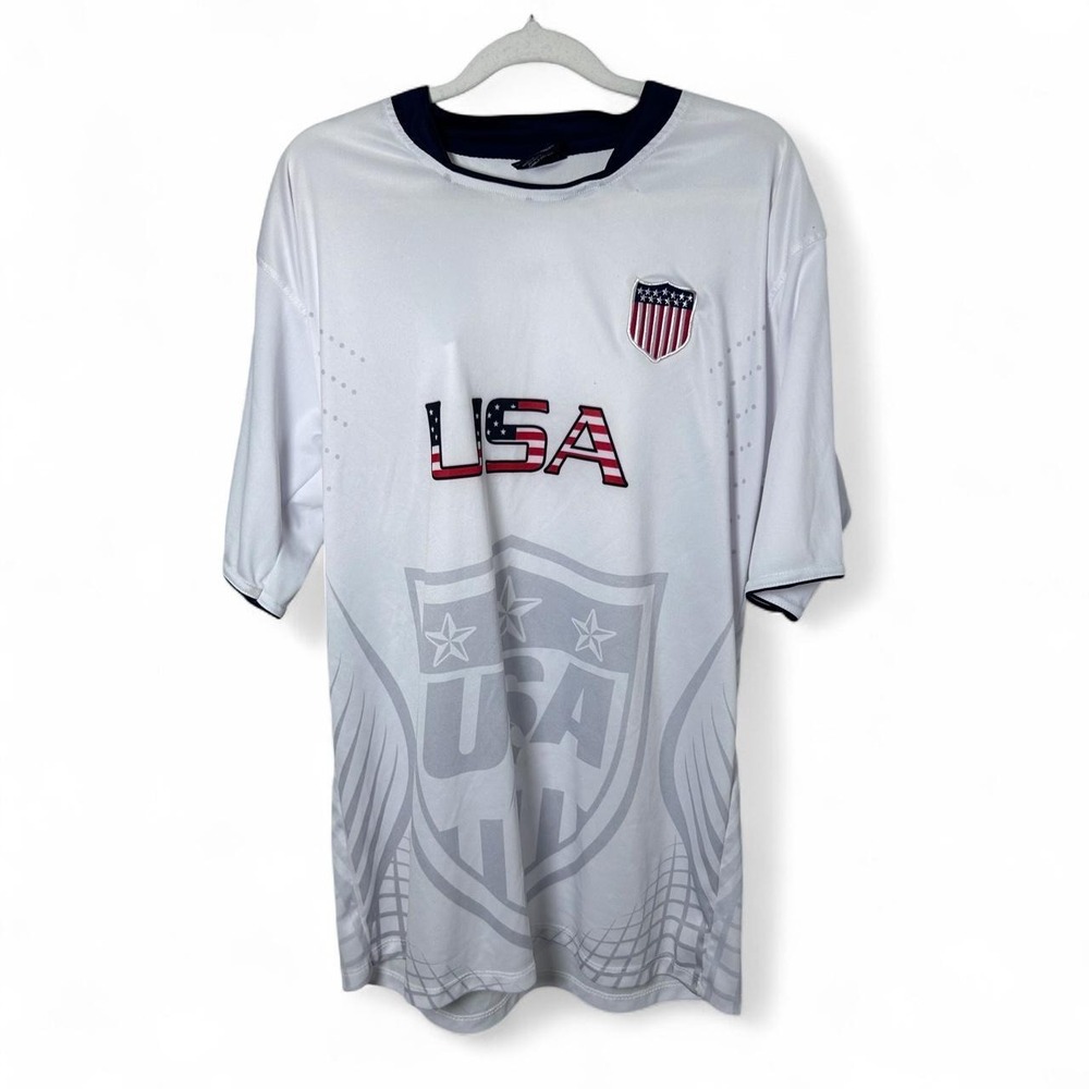 Drako USA Soccer Jersey with USA shield graphic and stars, size L/XL